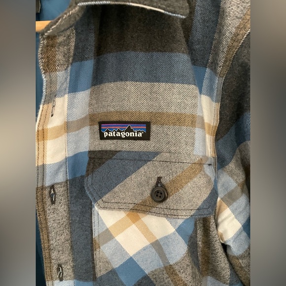 Patagonia Insulated Organic Cotton Midweight Mjord Flannel - Picture 4 of 6